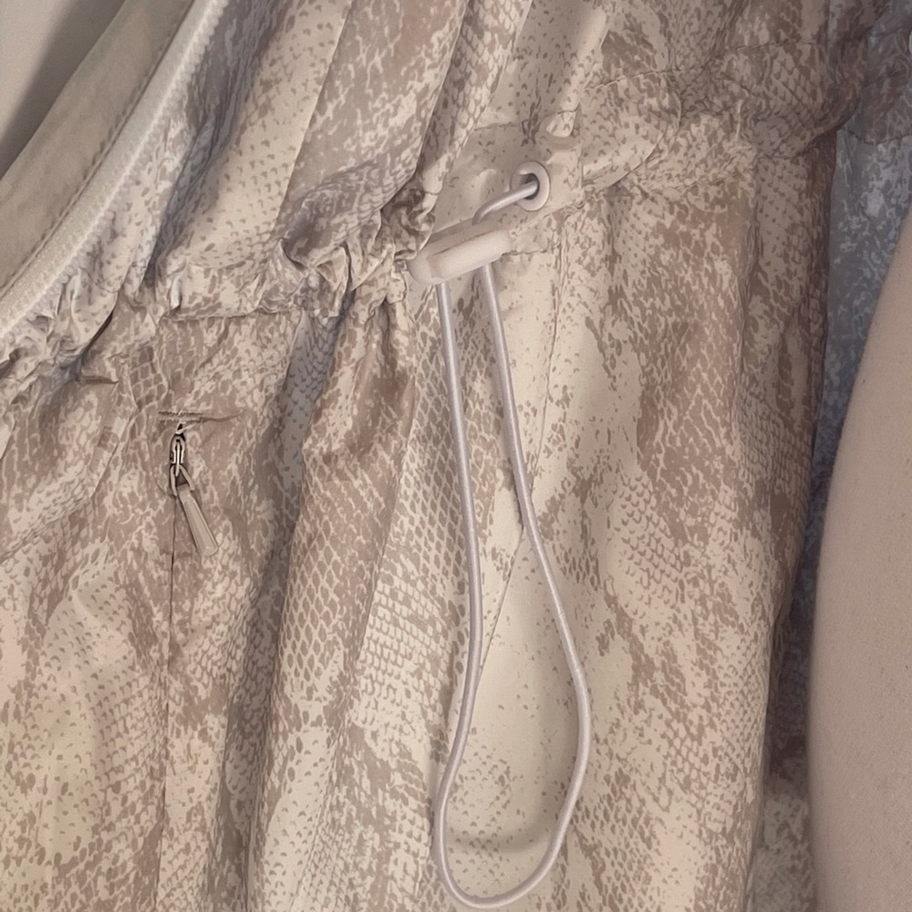 Wind Breaker - image 4